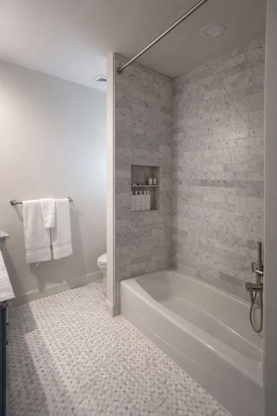 Bathtub